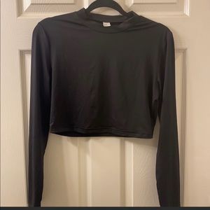 Black polyester long sleeve crop top
